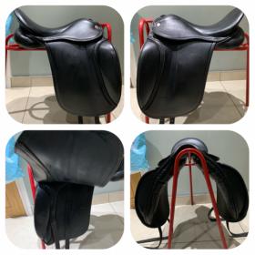 For sale: 17.5" Jeffries Dressage Saddle Black Wide