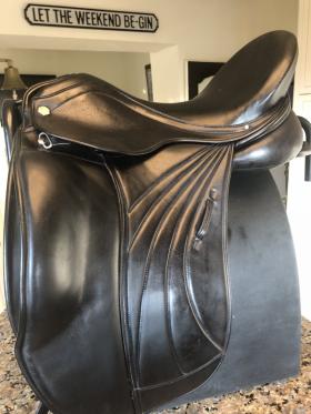 For sale: SADDLE 